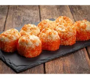 Запеченный в соусе спайс с креветкой | SakhFood