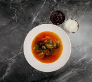 Острый суп с палтусом и морепродуктами | SakhFood